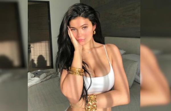 Exfiscal asegura que Kylie Jenner podría enfrentarse a una investigación criminal con pena de cárcel - C9N
