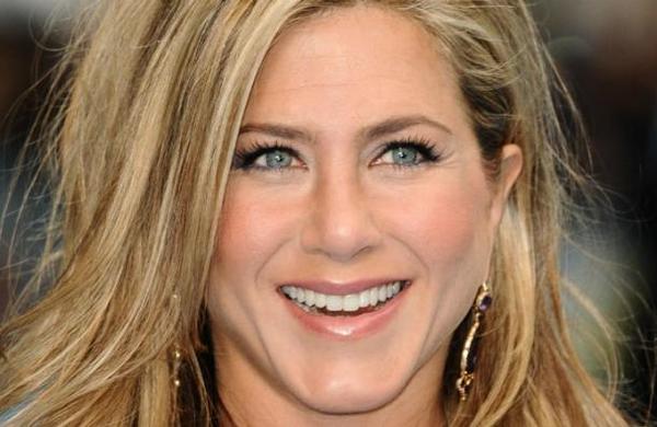 La famosa foto que Jennifer Aniston subastó por una buena causa - C9N