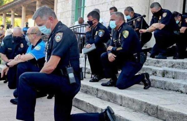 Policías de Miami se arrodillaron junto a manifestantes por la muerte de George Floyd - C9N