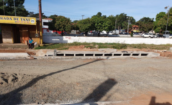 HOY / Avenida De La Victoria sigue proceso de reparación en San Lorenzo