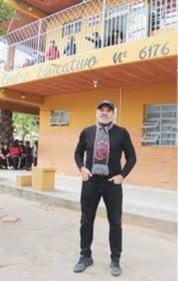 HOY / "Pudiendo robar, solamente  destrozaron": ataque onda  "mafia" a líder de futbolistas