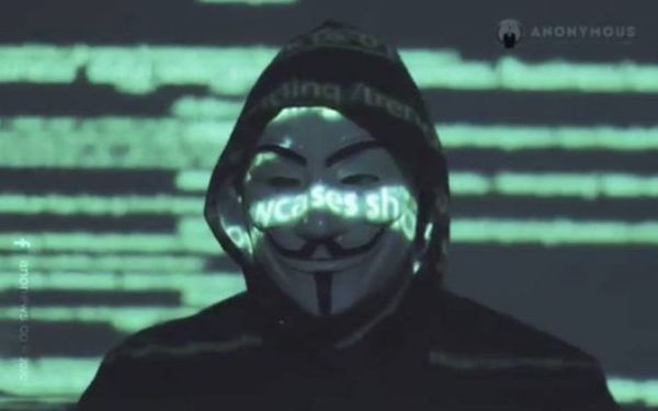 El perfil de Anonymous revela datos personales que pertenecerían a Bolsonaro, familiares y aliados