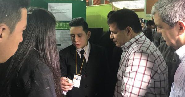 Inauguran polideportivo y pabellones en colegio encarnaceno