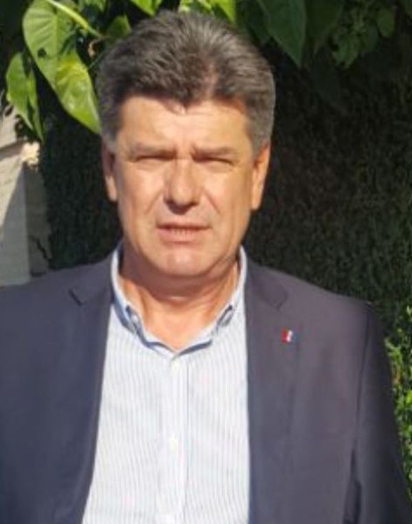 Efraín Alegre es imputado y lo atribuye a la “mafia” - Política - ABC Color