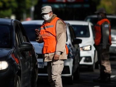 Buenos Aires seguirá en cuarentena para frenar virus