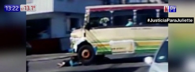 Fue arrollado por bus y sobrevivió