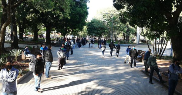 Comparecencia judicial se realiza en la plaza frente al Palacio de Justicia
