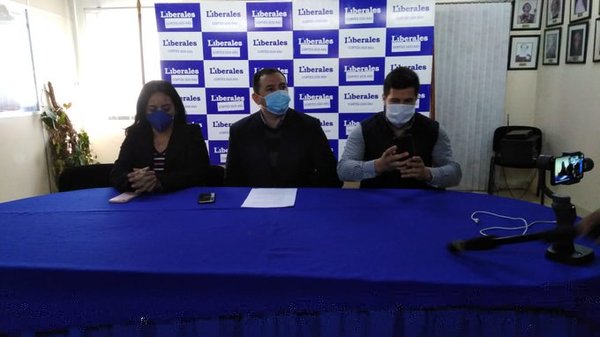 Dirigentes del PLRA expresan apoyo a gestión de Efraín Alegre y denuncian persecución » Ñanduti