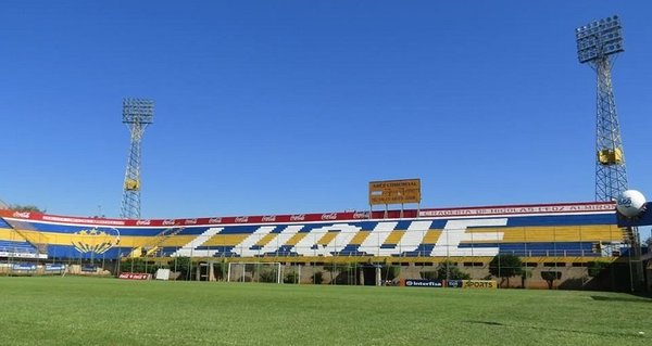 Crisis en Luqueño: Renuncian 14 directivos | Noticias Paraguay