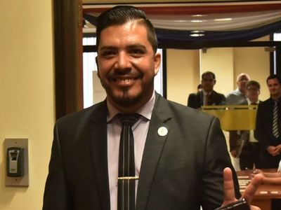 El diputado Carlos Portillo es beneficiado con libertad ambulatoria