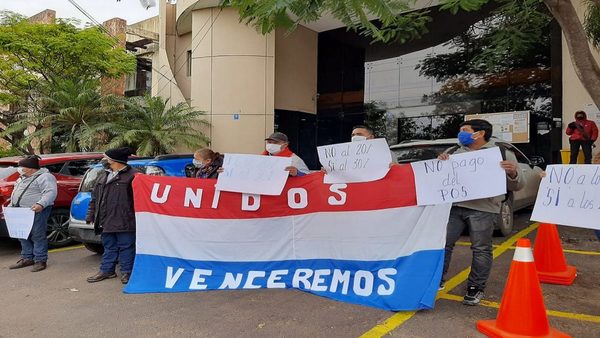 “Actúan como dictadores”, reclaman frente a la empresa Tu Quiniela Teete