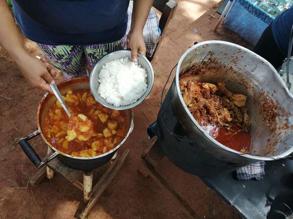 Pobladores del Bañado Sur lamentan falta de apoyo de la SEN para seguir realizando ollas populares - Megacadena — Últimas Noticias de Paraguay