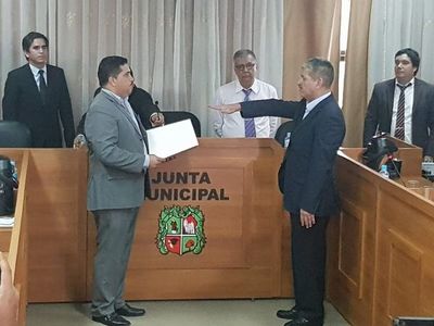 Diputado denuncia "plazas de oro" en San Lorenzo y pide cabeza del intendente