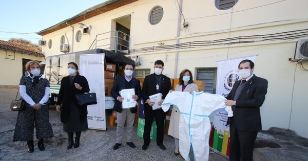 Pacto Global Paraguay dona 2 mil mamelucos al Ministerio de Salud