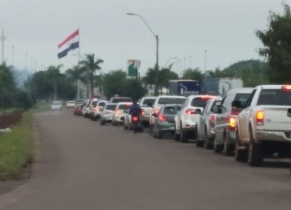 Piden rehabilitación de comercio con el Brasil - Interior - ABC Color