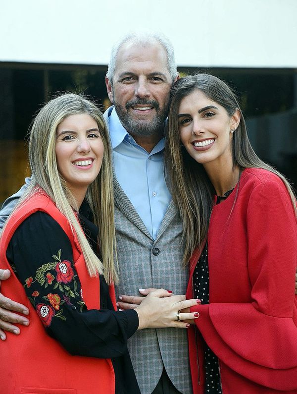 Sorprendé a papá con un regalo 100% nacional - Sociales - ABC Color