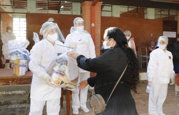 Continúa la entrega de kits de alimentos a instituciones educativas de la Capital » Ñanduti