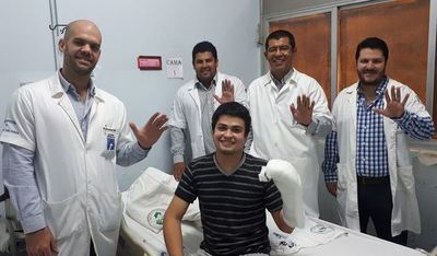 Joven con implante de mano recibió el alta médica - Digital Misiones