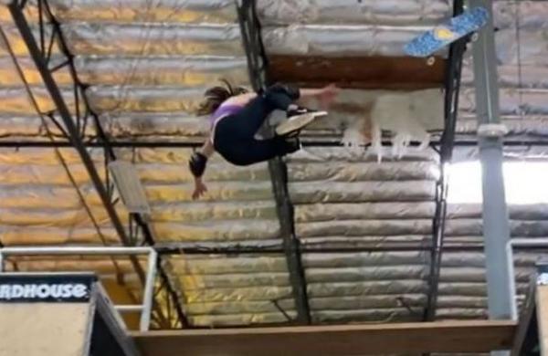 La brutal caída de Sky Brown, la niña prodigio del skateboard mundial - C9N