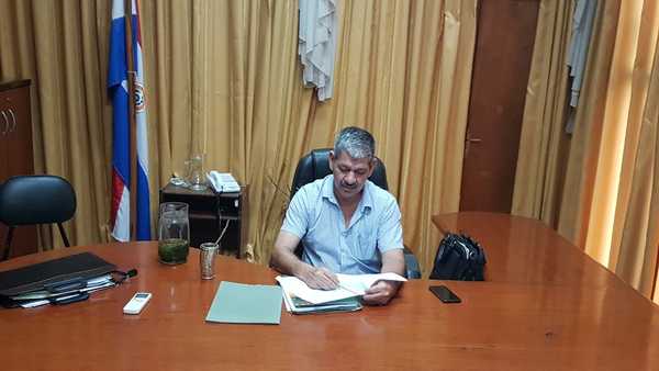 Intendente va “coleccionando” denuncias en su contra » San Lorenzo PY