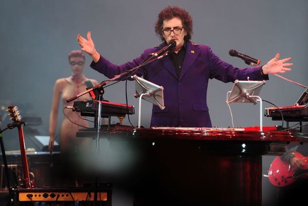 Charly García recibe alta hospitalaria - Música - ABC Color