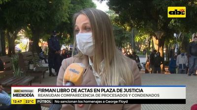 Firman libro de actas en la Plaza de Justicia - ABC Noticias - ABC Color
