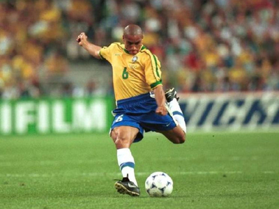 El gol de Roberto Carlos ante Francia en 1997