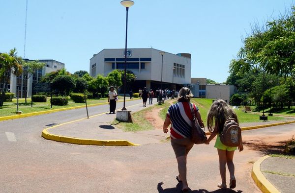 De los cuatro internados con covid, dos son embarazadas - Locales - ABC Color