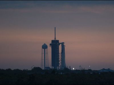 SpaceX envía otra tanda de satélites al espacio tras histórico lanzamiento