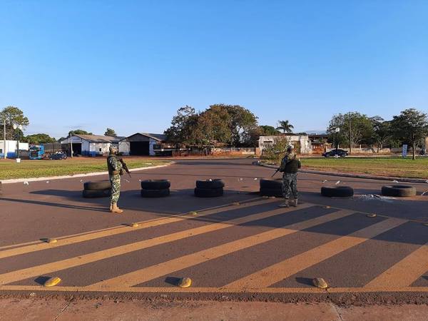 Militares “CERRARON” la frontera Pindoty Porá – Sete Quedas… pero precariamente