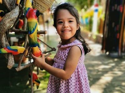 Roban maletín con expedientes médicos de una niña de cuatro años
