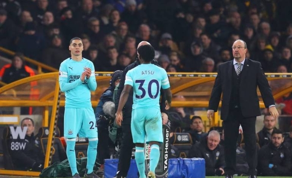 HOY / La Premier League aprueba los cinco cambios