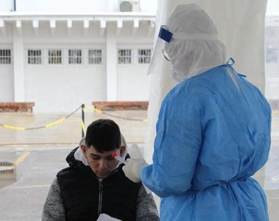 Libertad incluye a 30 jugadores para los tests
