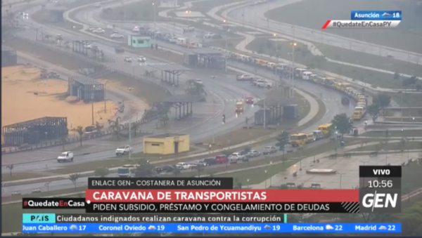 HOY / Integrantes de la Asociación de Transportistas hicieron una caravana desde San Lorenzo hasta la Costanera de Asunción