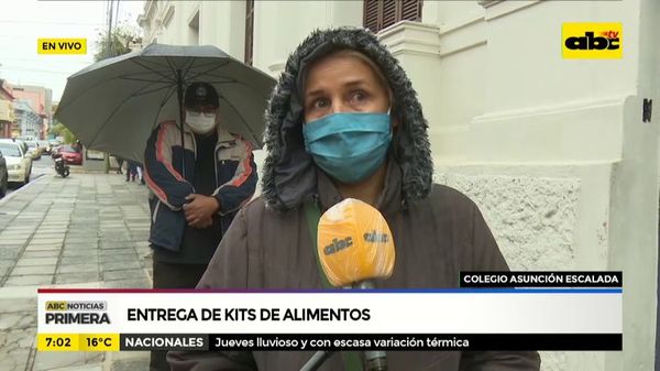 Entregan kits de alimentos en colegio Asunción Escalada - ABC Noticias - ABC Color