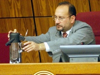 "Cachito" Salomón es nuevo presidente del Senado