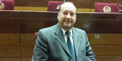 Eligen a Oscar Salomón como nuevo presidente del Senado
