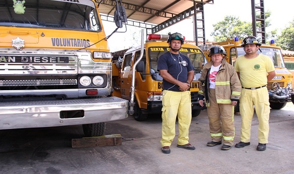 Bombero da positivo a Covid-19 y su unidad deja de operar