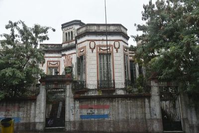 Tras años de abandono, anuncian la restauración de la casa de Serafina Dávalos - Nacionales - ABC Color