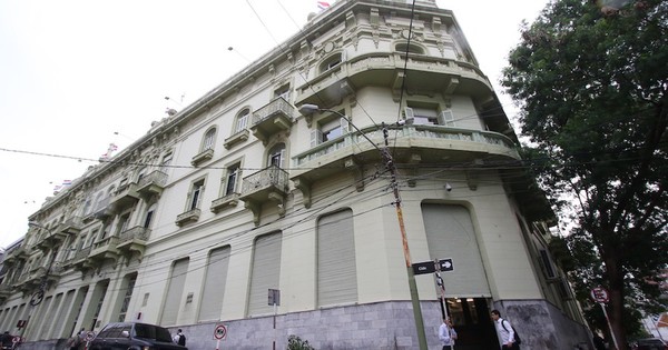 Hacienda paga G. 109.500 millones a proveedores del Estado