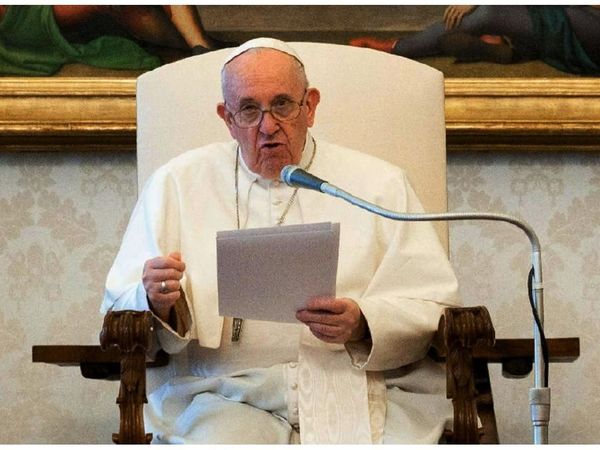 El Papa subastará regalos para reunir fondos para el Covid