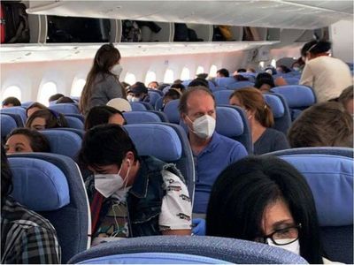 Cerca de 400 compatriotas más logran regresar al país