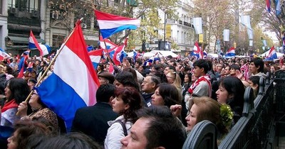 Compatriotas retornan desde España y Argentina