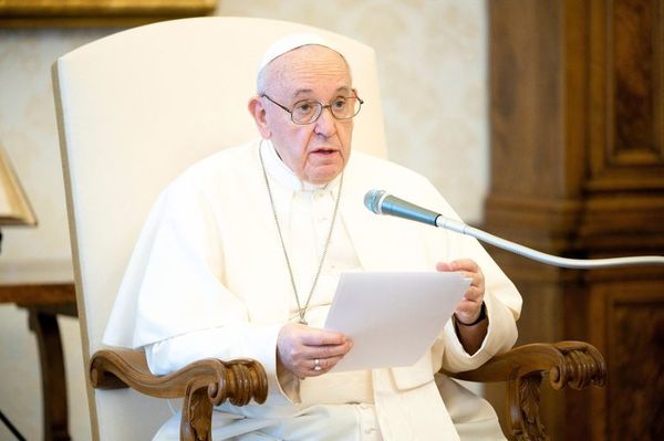 Papa lamenta el “saqueo” del planeta y pide un mundo “más habitable” y “humano" - Mundo - ABC Color