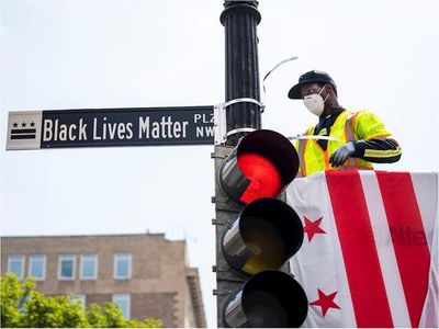 Cambian el nombre de una calle a "Black Lives Matter"
