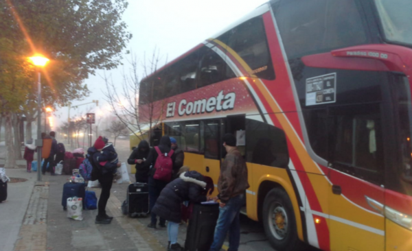 HOY / Cifra de paraguayos que regresa del extranjero llega a casi seis mil