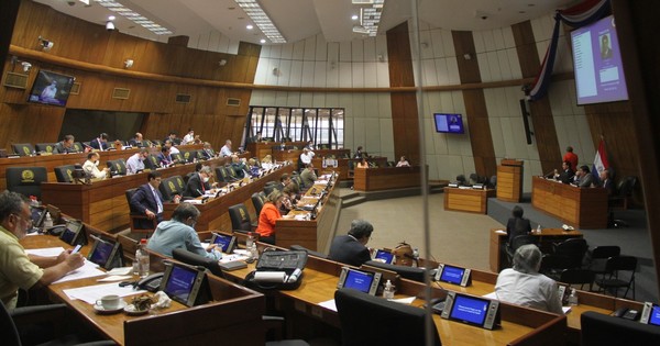 Legisladores, claves para convocar a un nuevo pacto fiscal y social