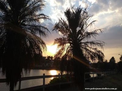 Lluvias aflojan este sábado y el frío sigue hasta mitad de la otra semana