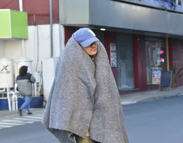 Instan a extremar cuidados ante el frío para evitar cuadros respiratorios