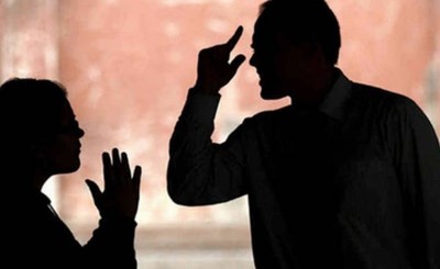Acusan a joven que supuestamente maltrataba y robaba a sus padres